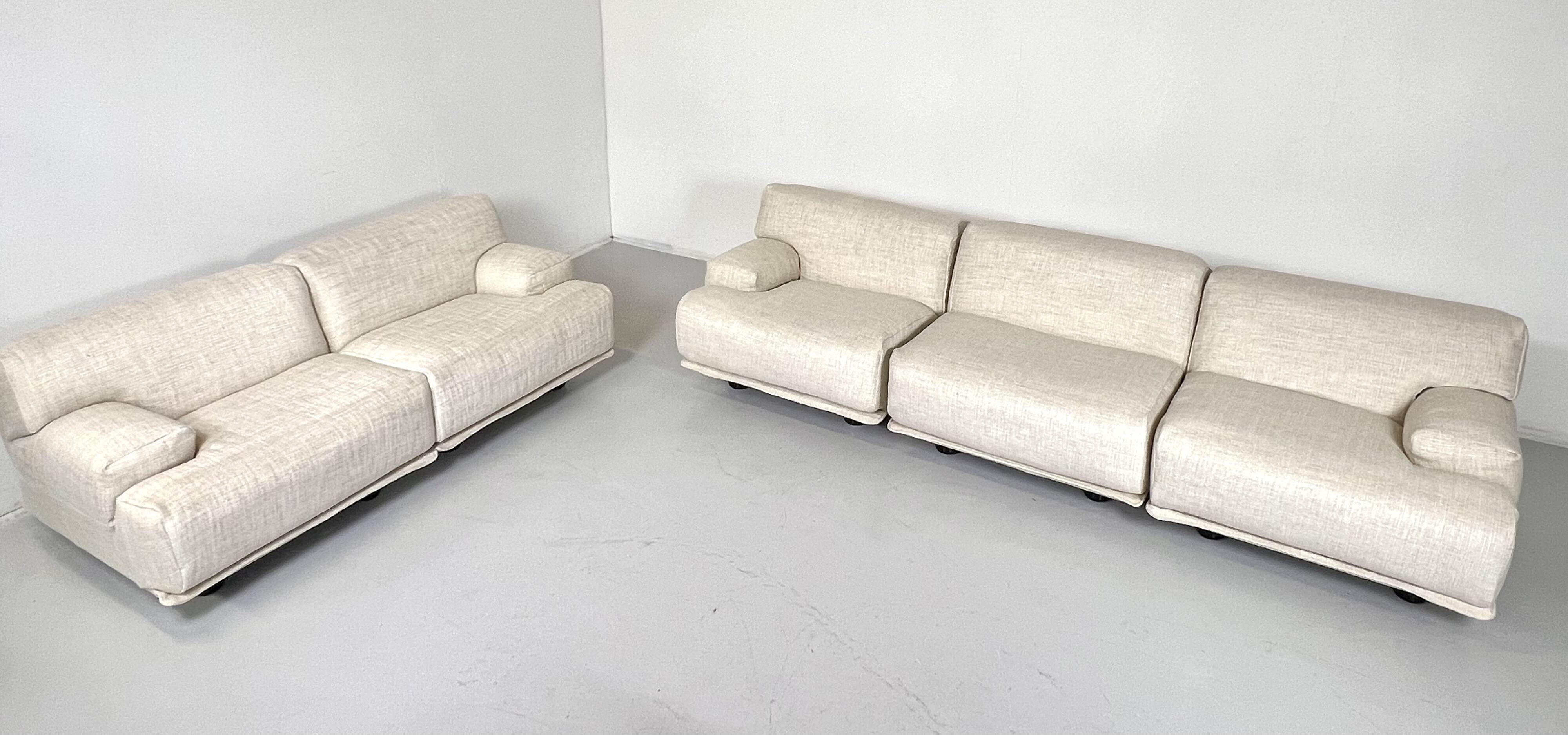 Fiandra Sofa (Three and Two Seater) By Vico Magistretti For Cassina, Italy