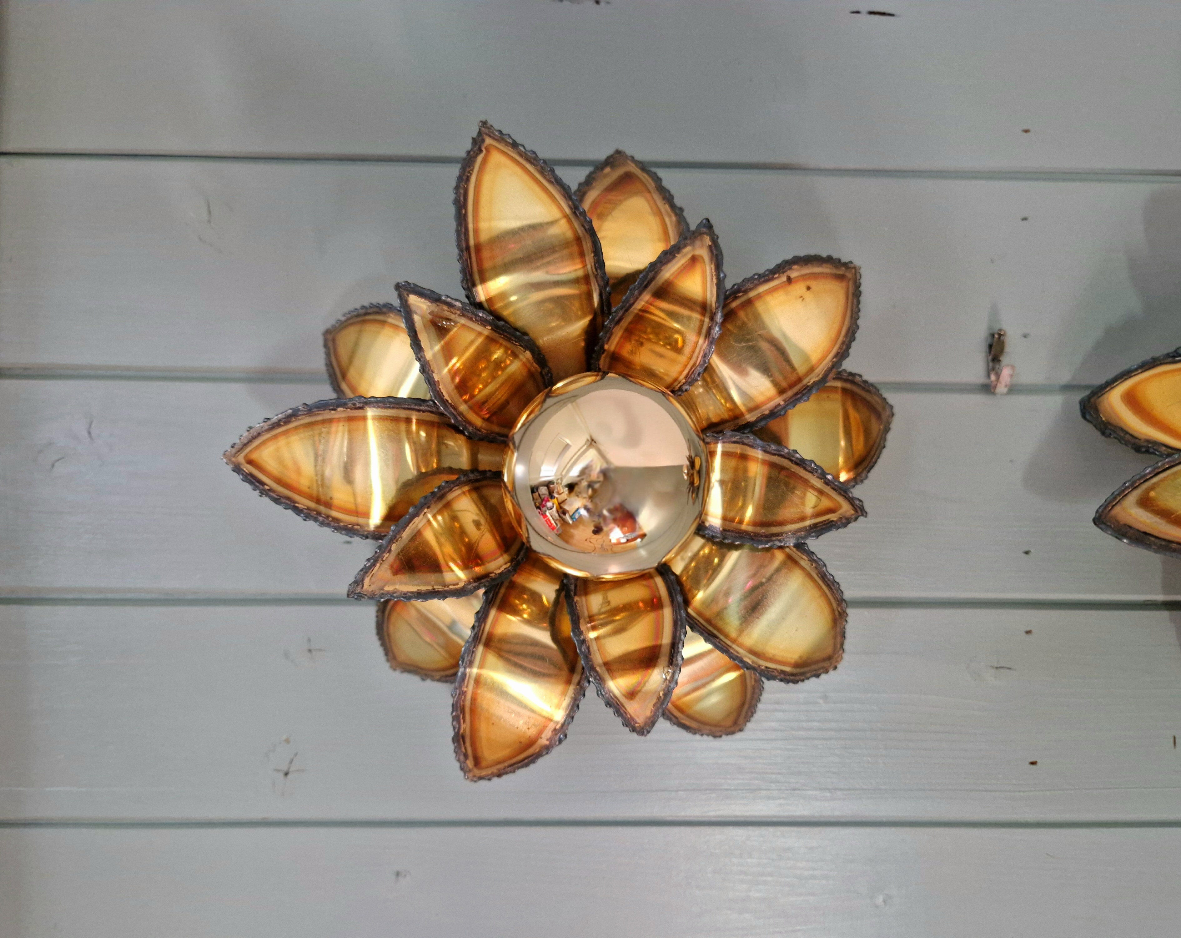 Pair of floral wall sconces in brass, Maison Jansen, 1970