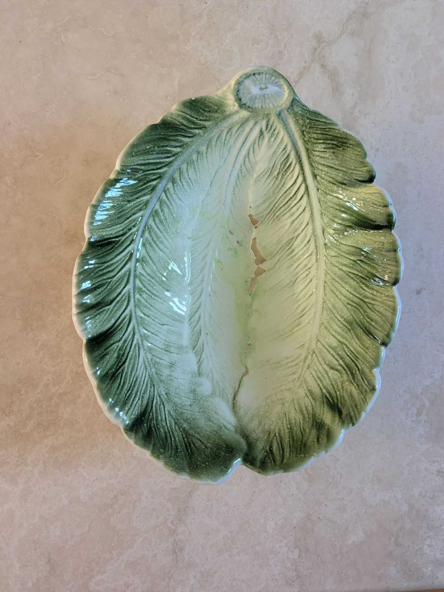 Plat vintage feuille de chou