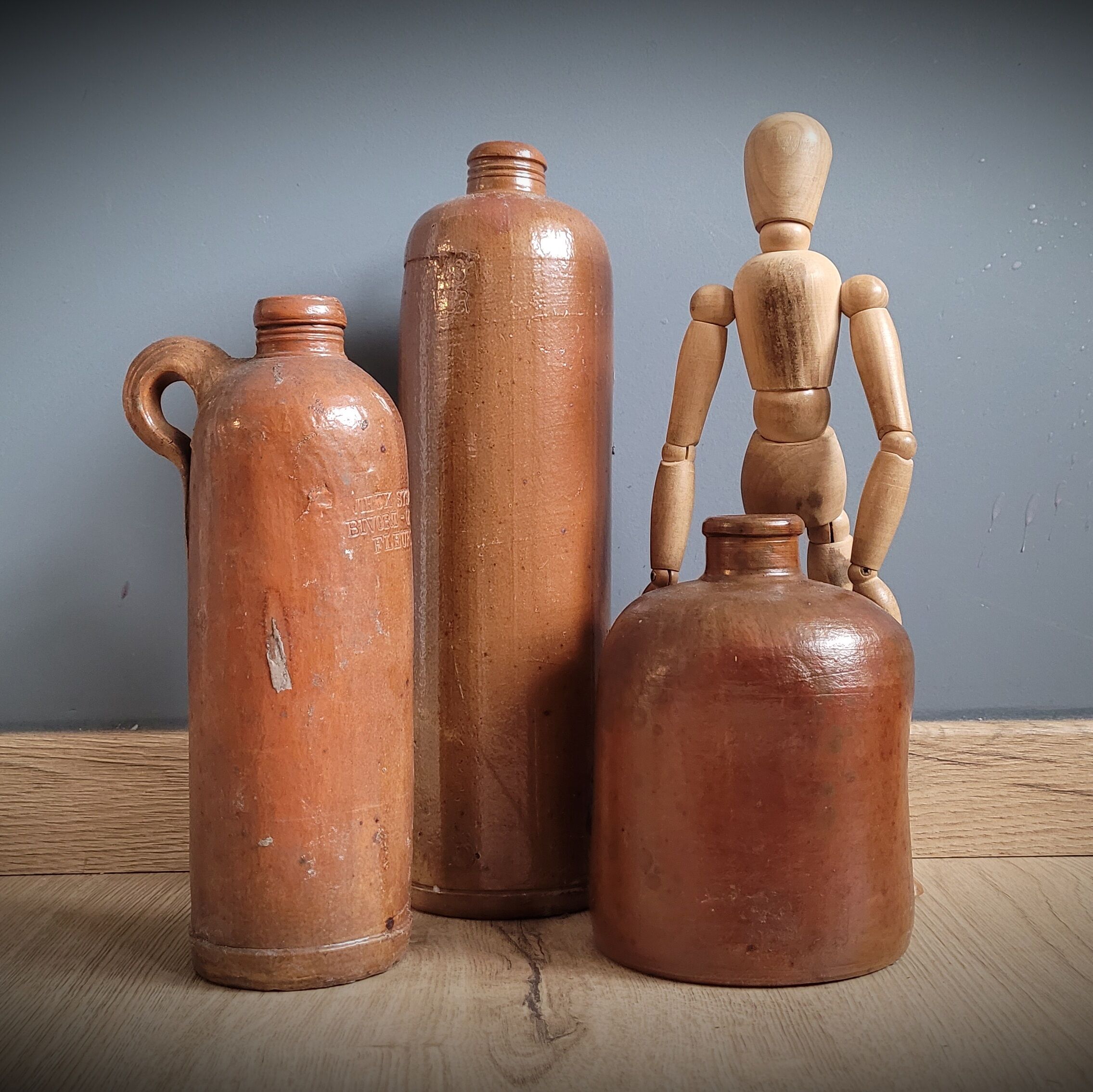 Trio brown sandstone mismatched