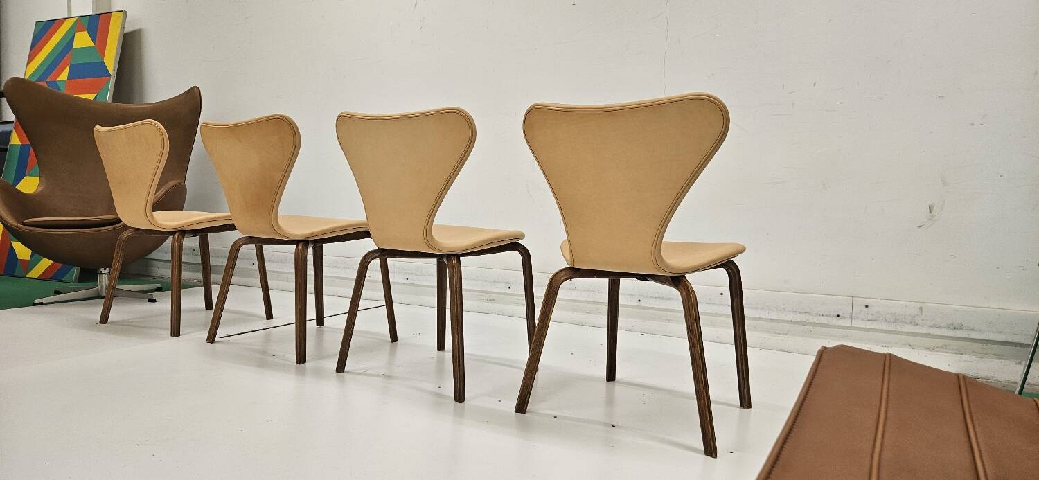 Ensemble Arne Jacobsen Seven chaise grand prix Fritz Hansen