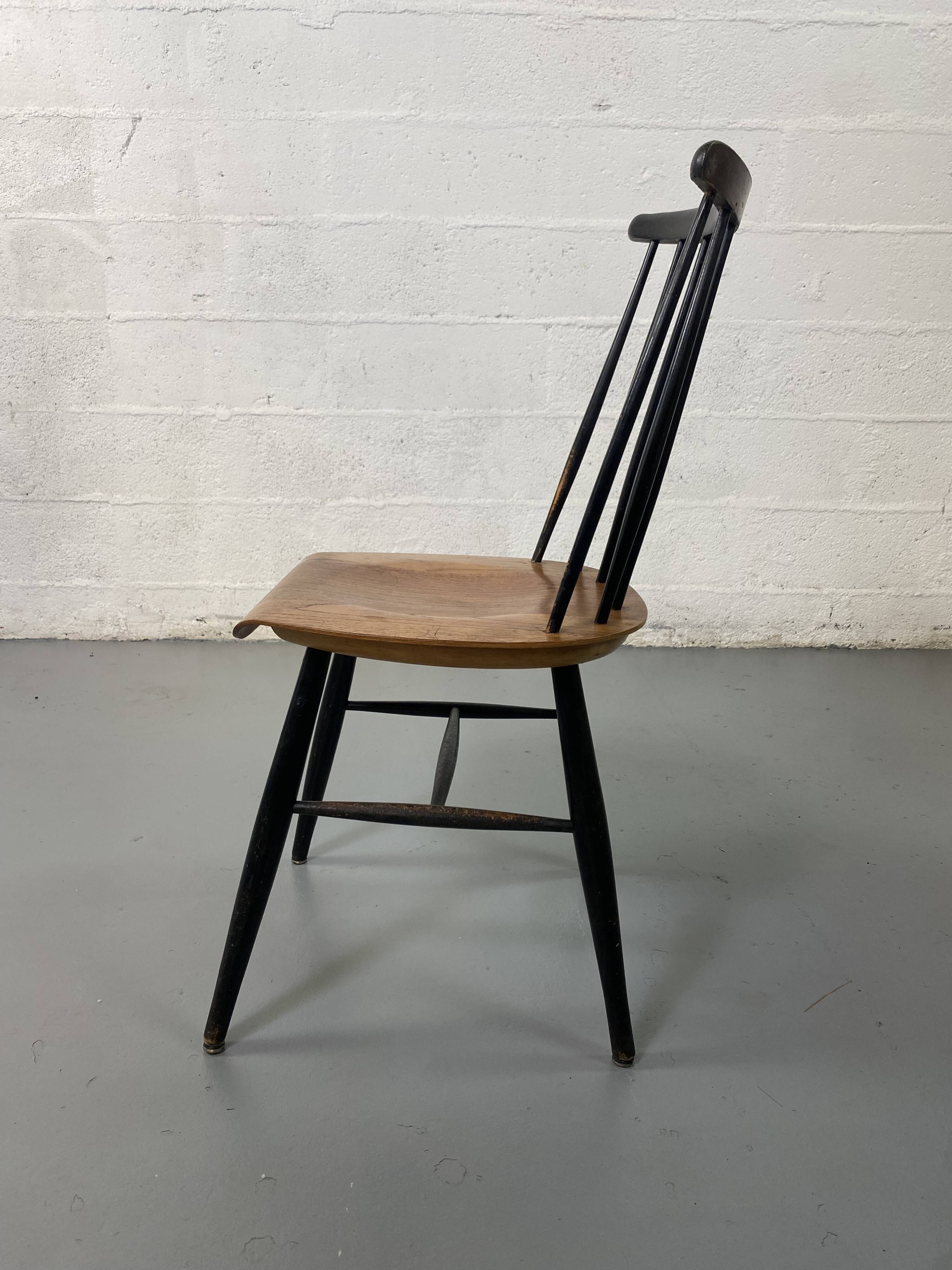 Chaise Fanett attribuée à Ilmari Tapiovaara