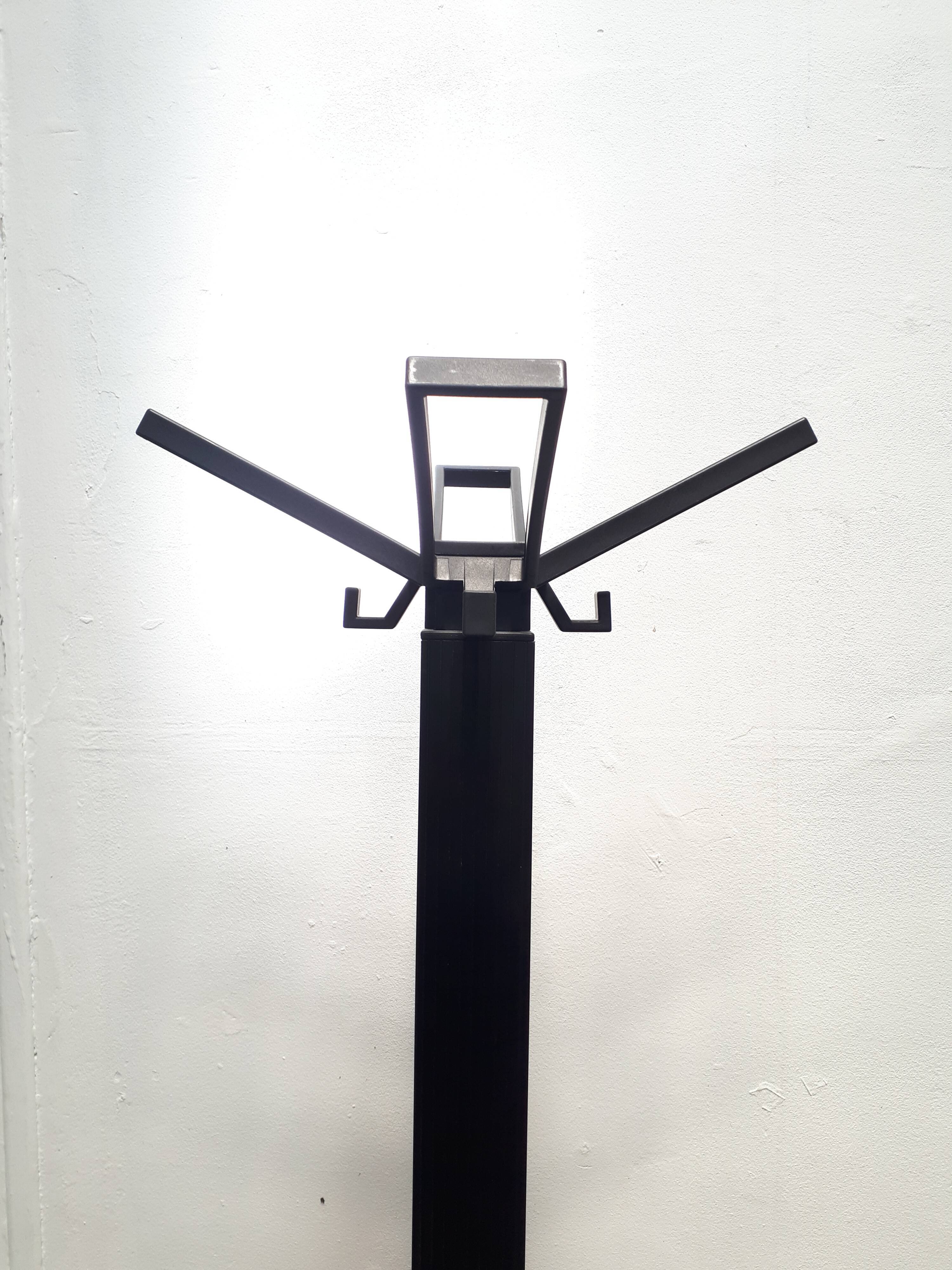 Segmenti Standing Coat Rack - Kartell