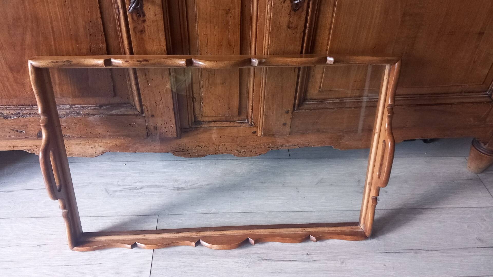 Grand plateau de service bois et verre années 50