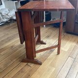Folding side table