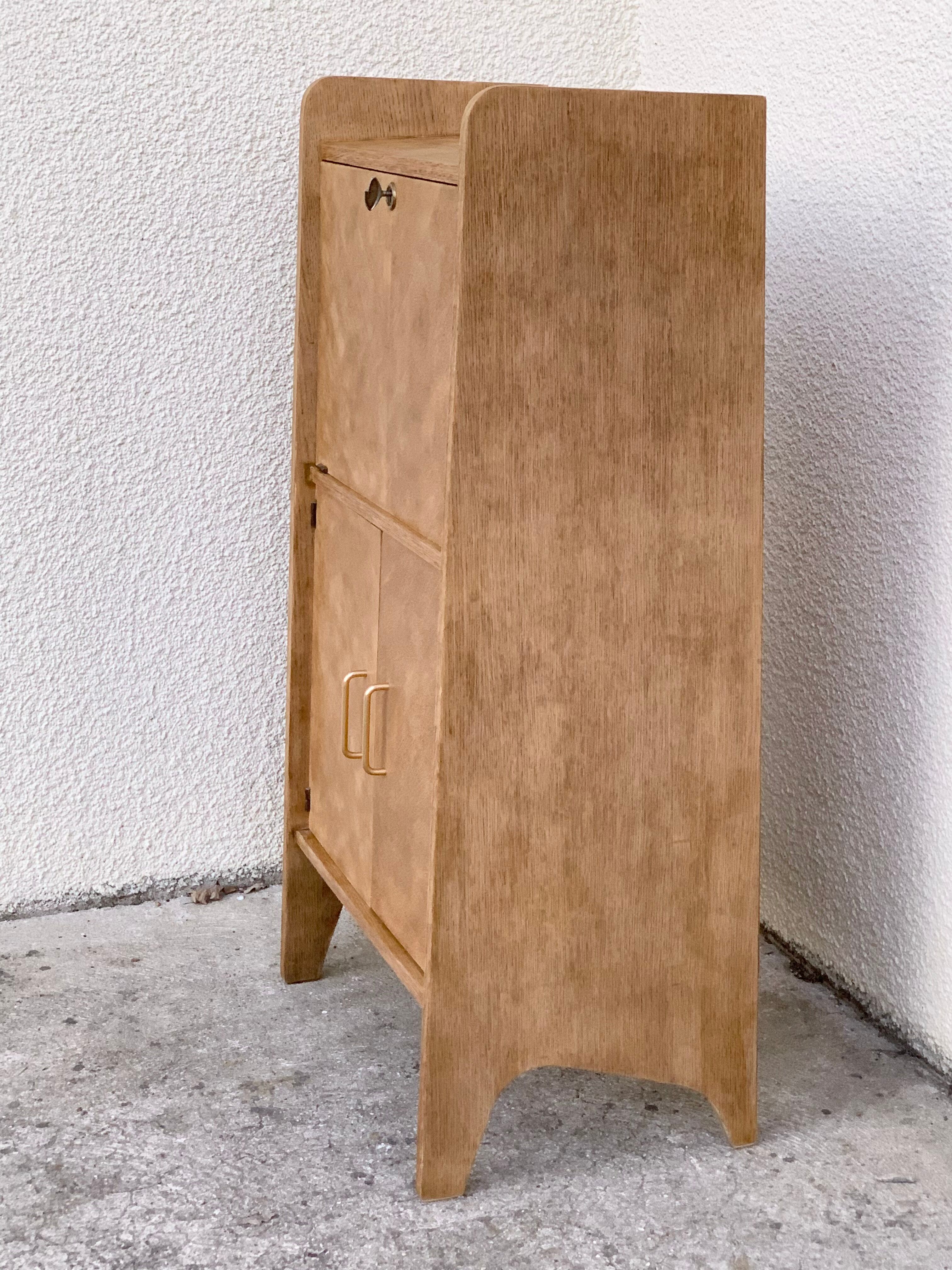 Secretary vintage feet aileron 1950