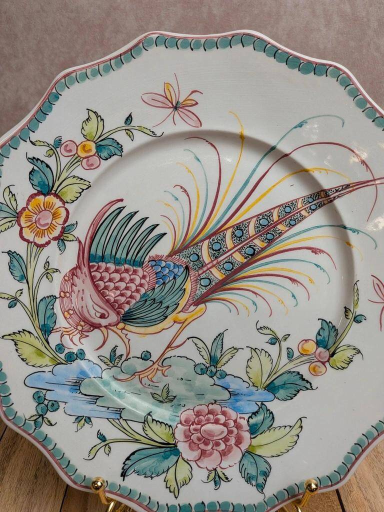 Decorative plate in earthenware Ânfora Águeda – Portugal – Hand-painted exotic bird
