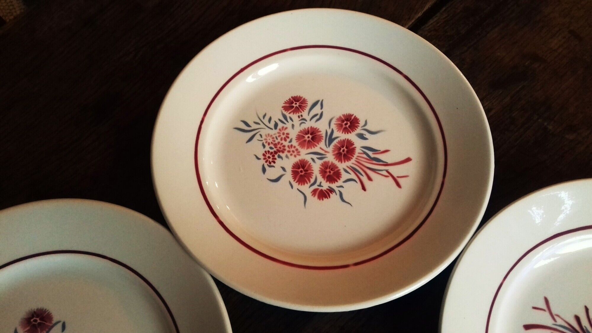 Lot 6 plates flat Badonviller Francine eyelets blue red 1940