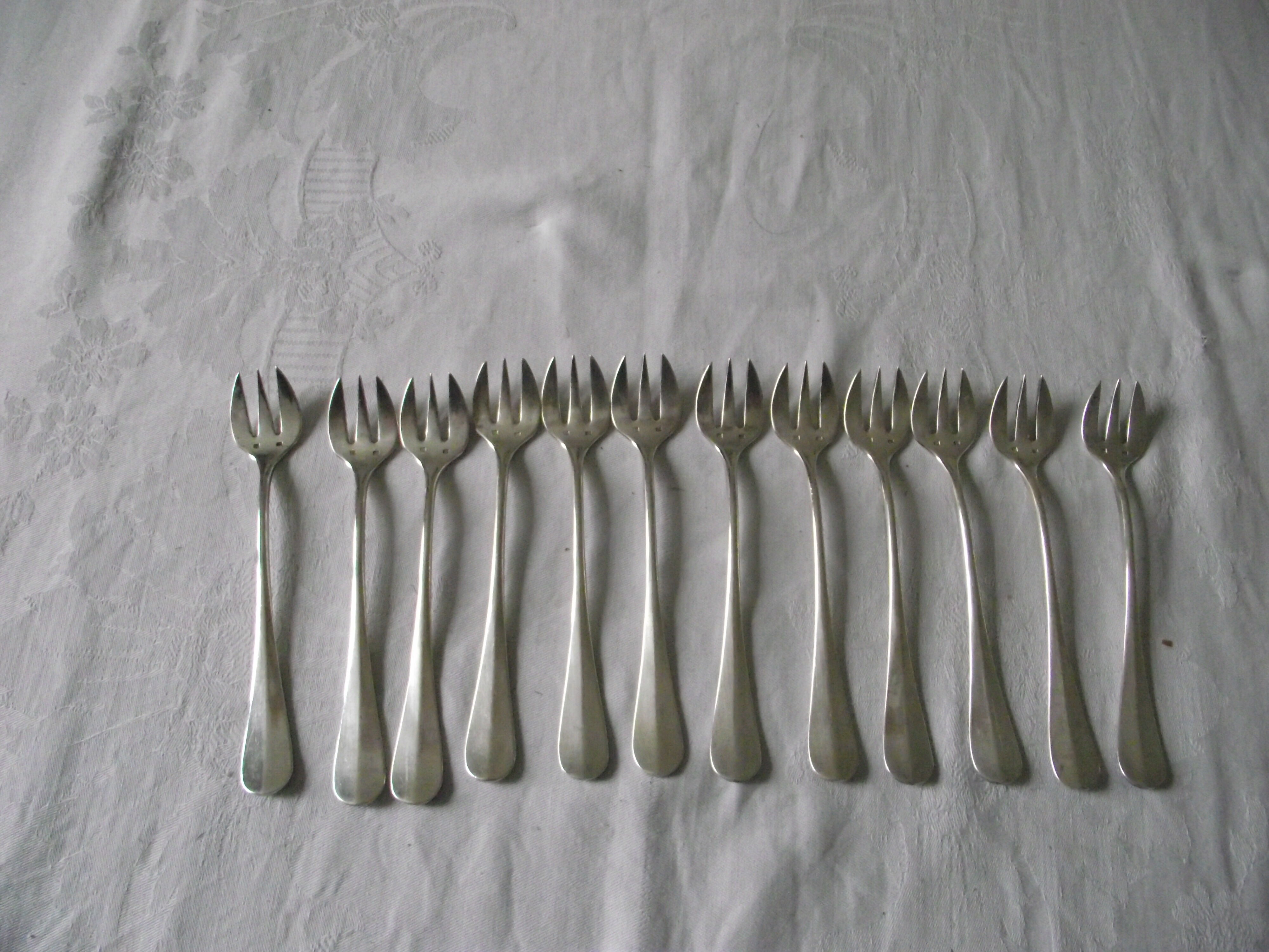 12 oyster forks silver metal Art Nouveau era