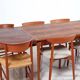 Grande table à manger extensible en palissandre brésilien par H. Sigh & Son