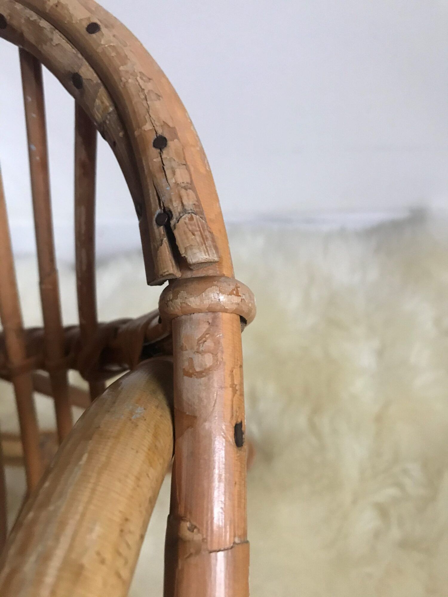 Armchair basket in vintage rattan for children