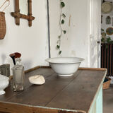 Mint-colored workshop furniture