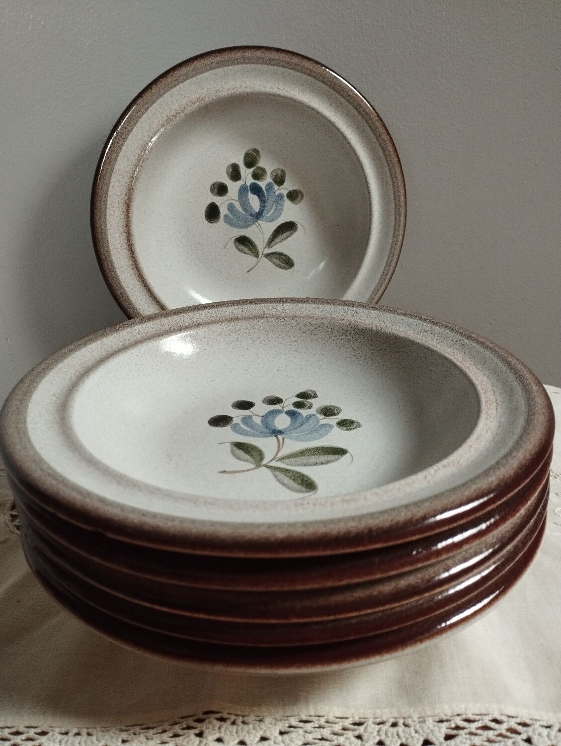Soup plates, beige stoneware with gray/blue flower by MBFA Pornic model Fanchon, set of 6