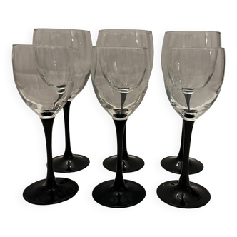 6 stemmed glasses