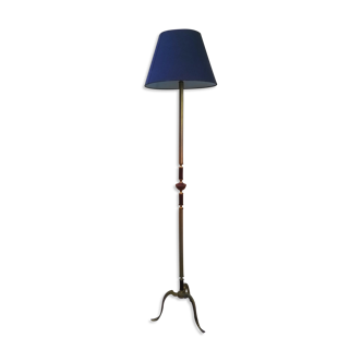 Vintage lamppost