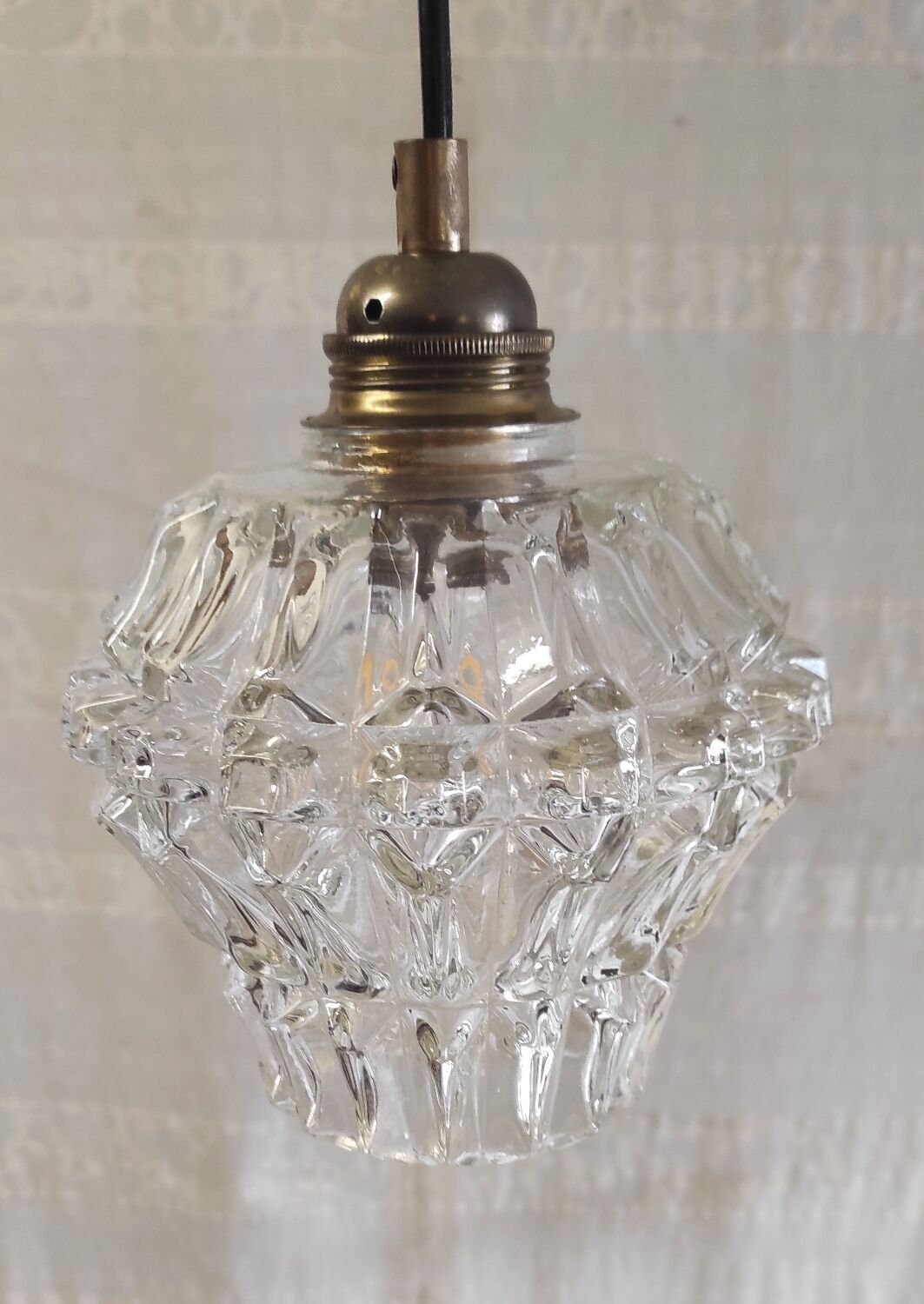 Portable globe lamp in antique glass - mid 20th century