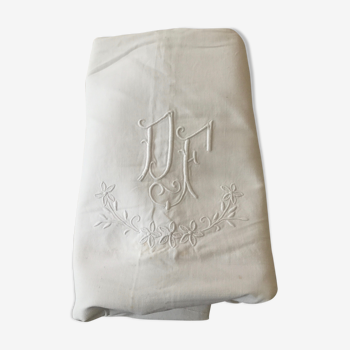 Drap ancien brodé monogramme DF