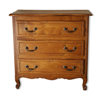 Country chest of drawers in vintage solid oak