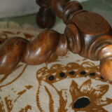 Table d'appoint, console style Louis XIII en noyer