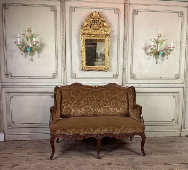 Petite banquette à oreilles de style Louis XV vers 1880