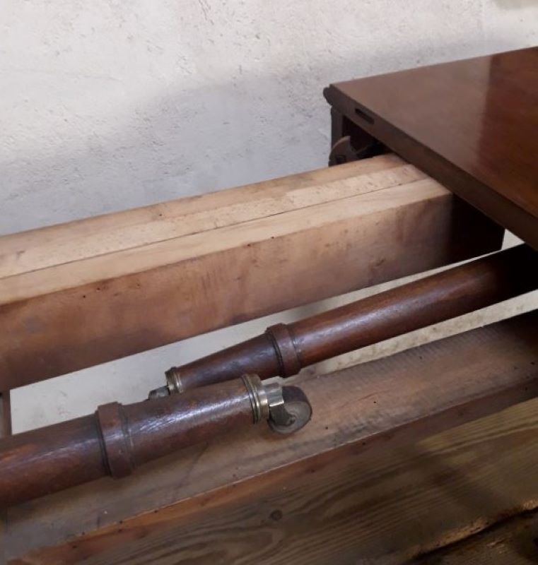 Art Nouveau table extendable dining room
