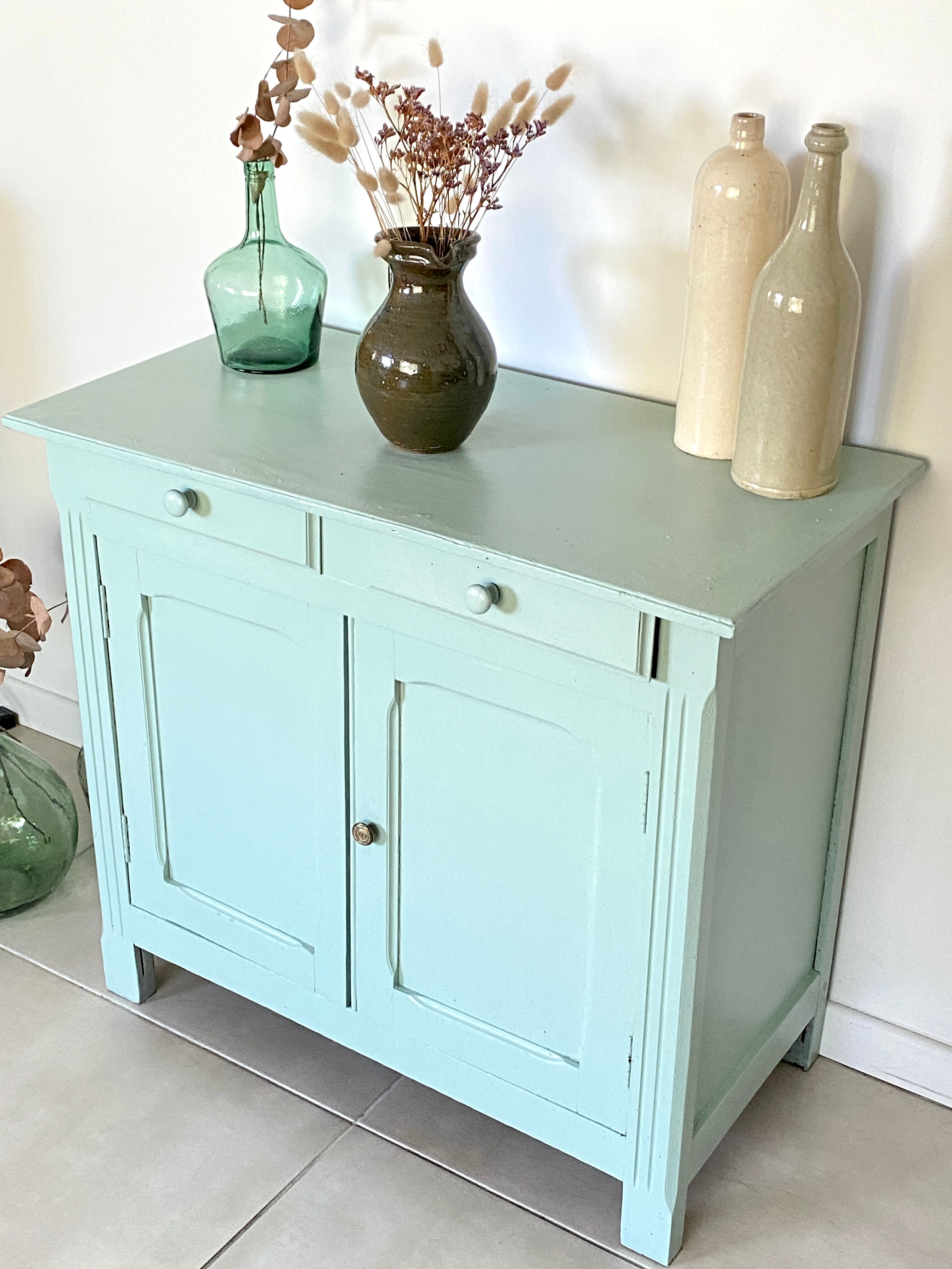 Parisian buffet green mint