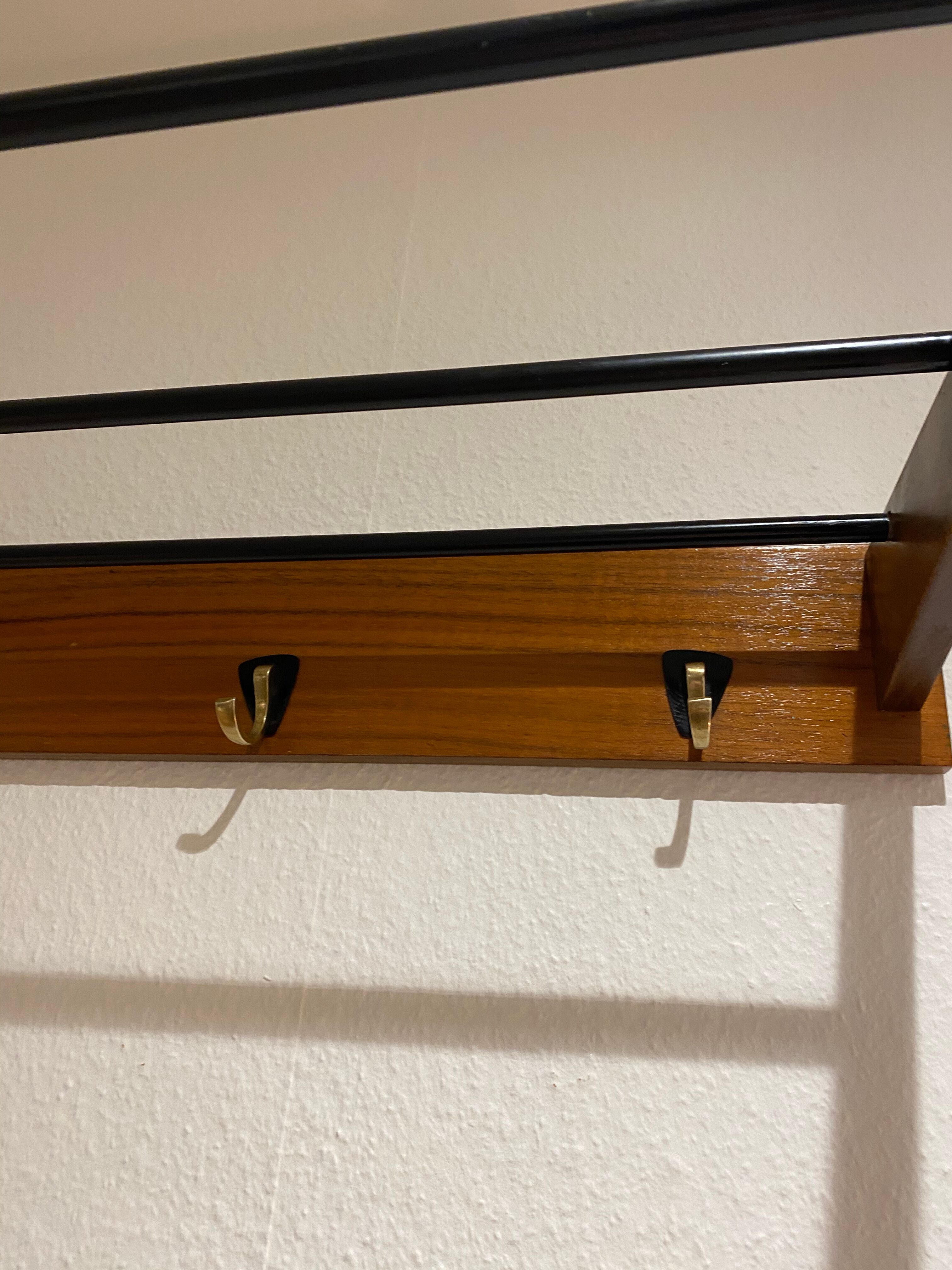 Tyk wall coats holder