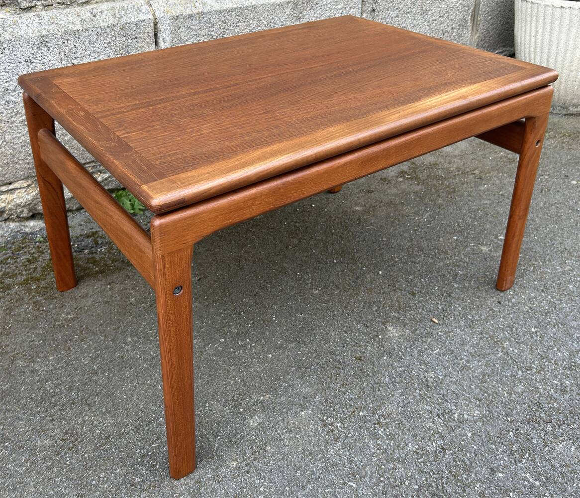 Danish teak coffee table Trioh Mobler attributed to Niels Bach, vintage, 1960s