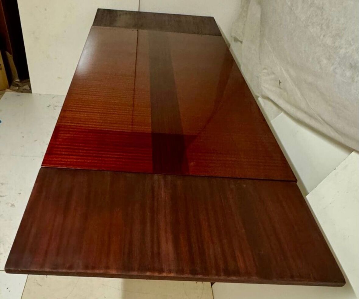 Table vintage extensible estampillée