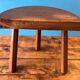Tabouret tripode en orme