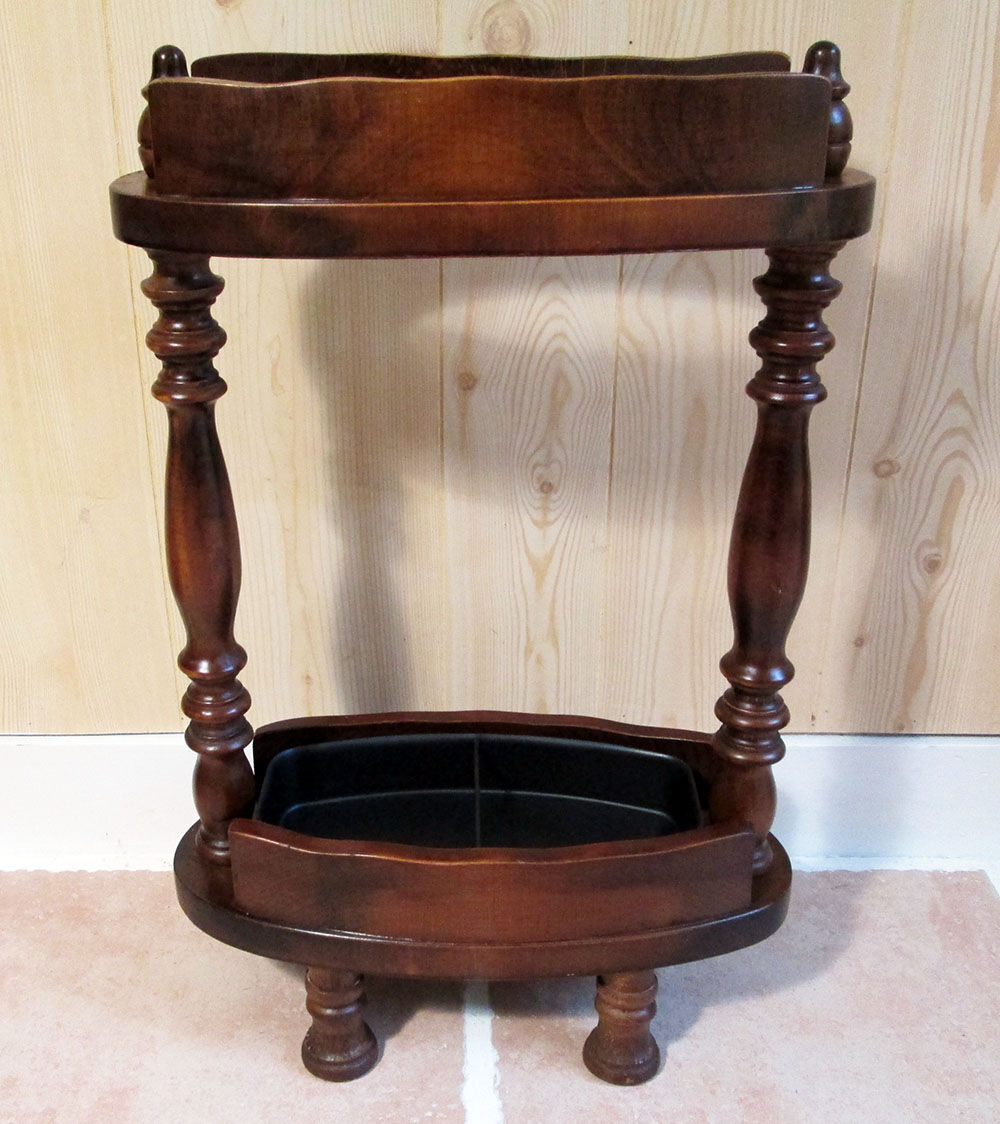 Wooden umbrella holder