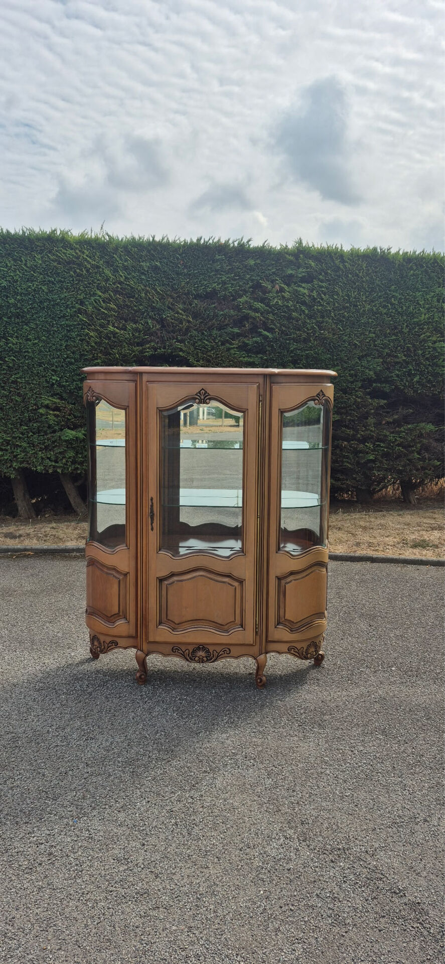 Large curved display cabinet in cherry wood in Louis XV style – 20th century