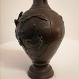Pair of Asian bronze vases. Late nineteenth, early twentieth.