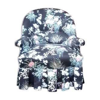 Toad armchair floral pattern