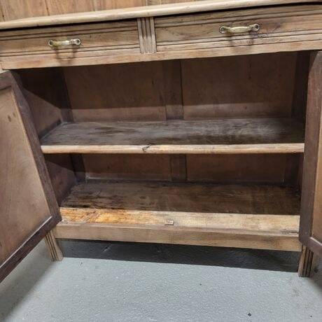 Low buffet / vintage sideboard in carved wood – Art Deco style