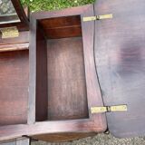 Beautiful marquetry dressing table with floral decoration, all curved (curved) faces in Louis XV style.