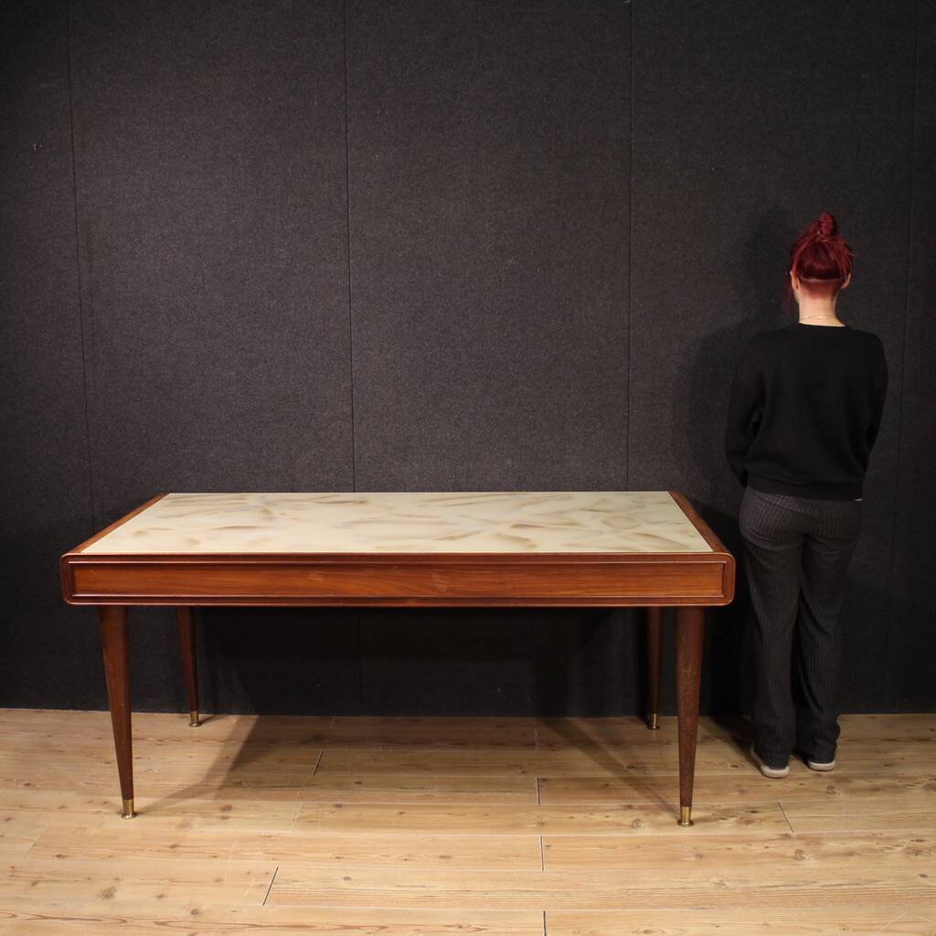 Grande table design italienne des années 60