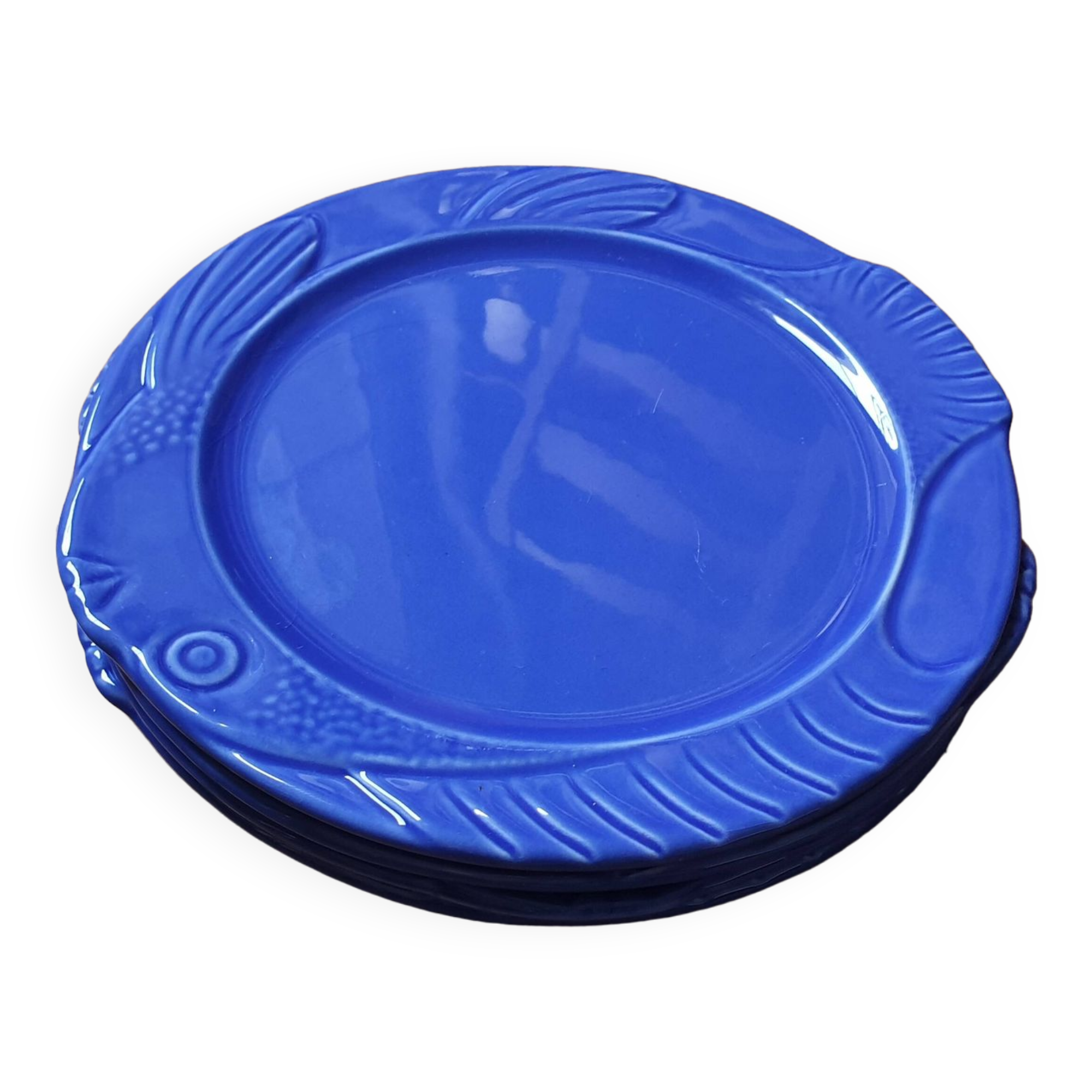 Lot 4 blue "Fish" plates