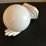 Apply hand in earthenware