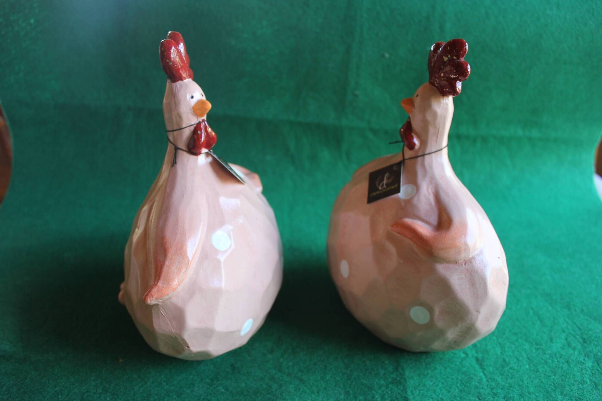 Adorable vintage chickens
