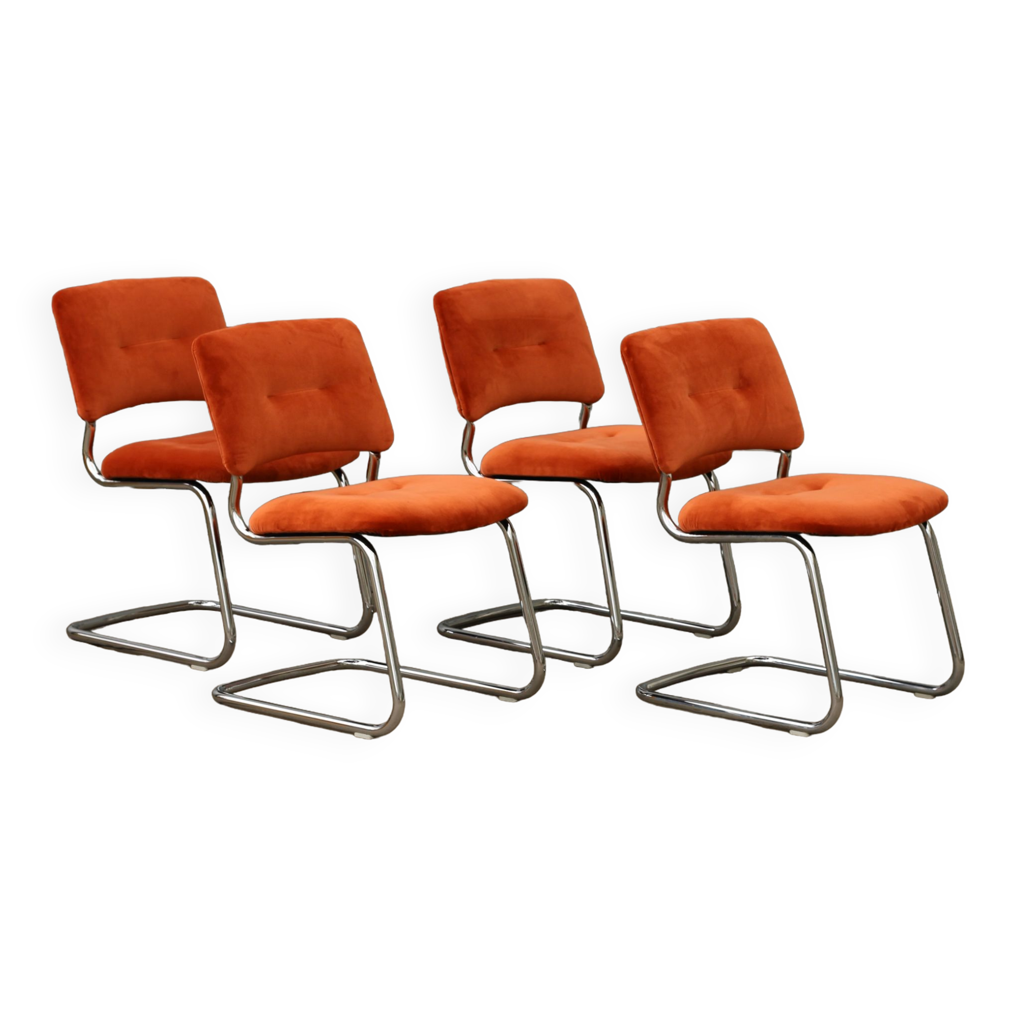 Strafor chairs