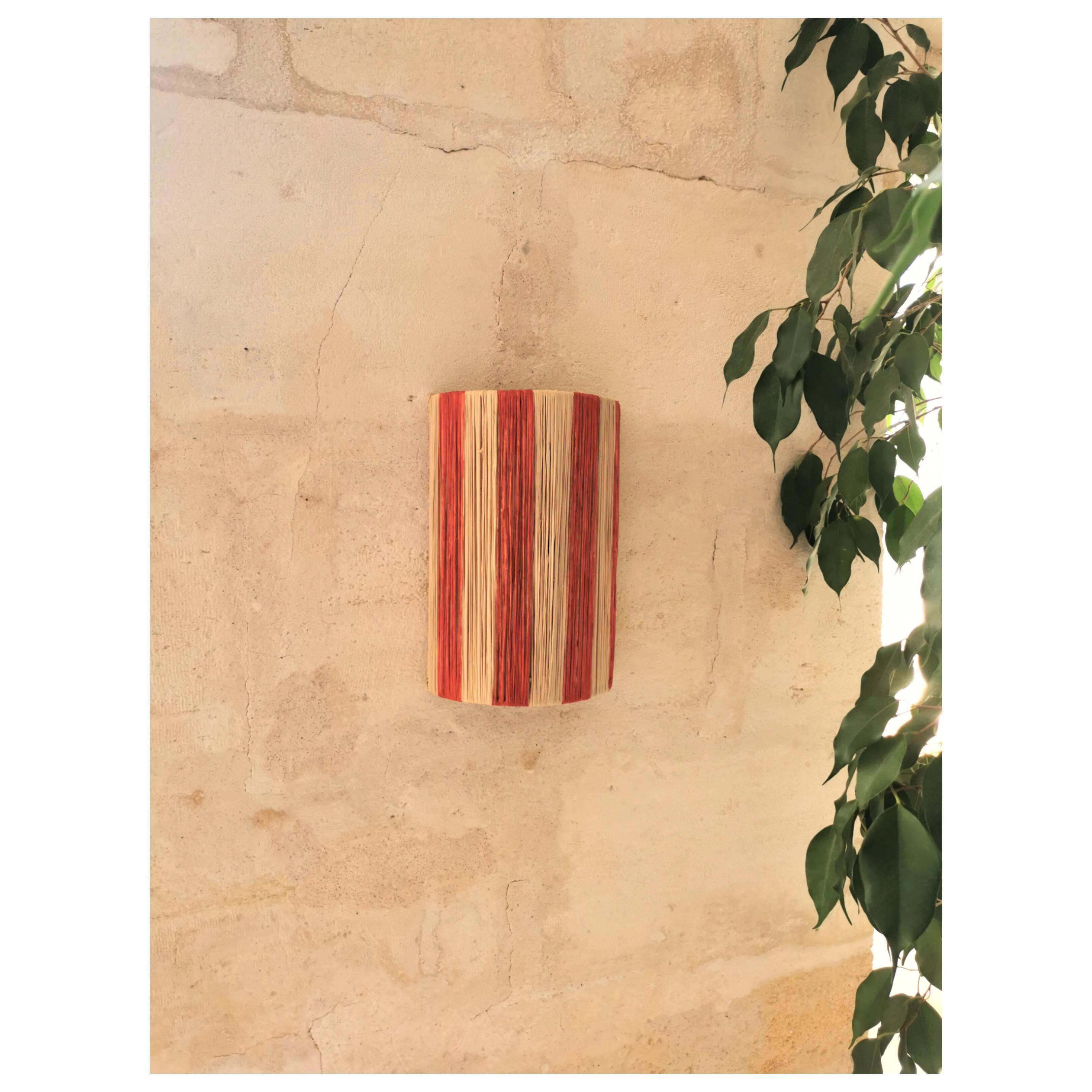 Applique en raphia à rayures ocres