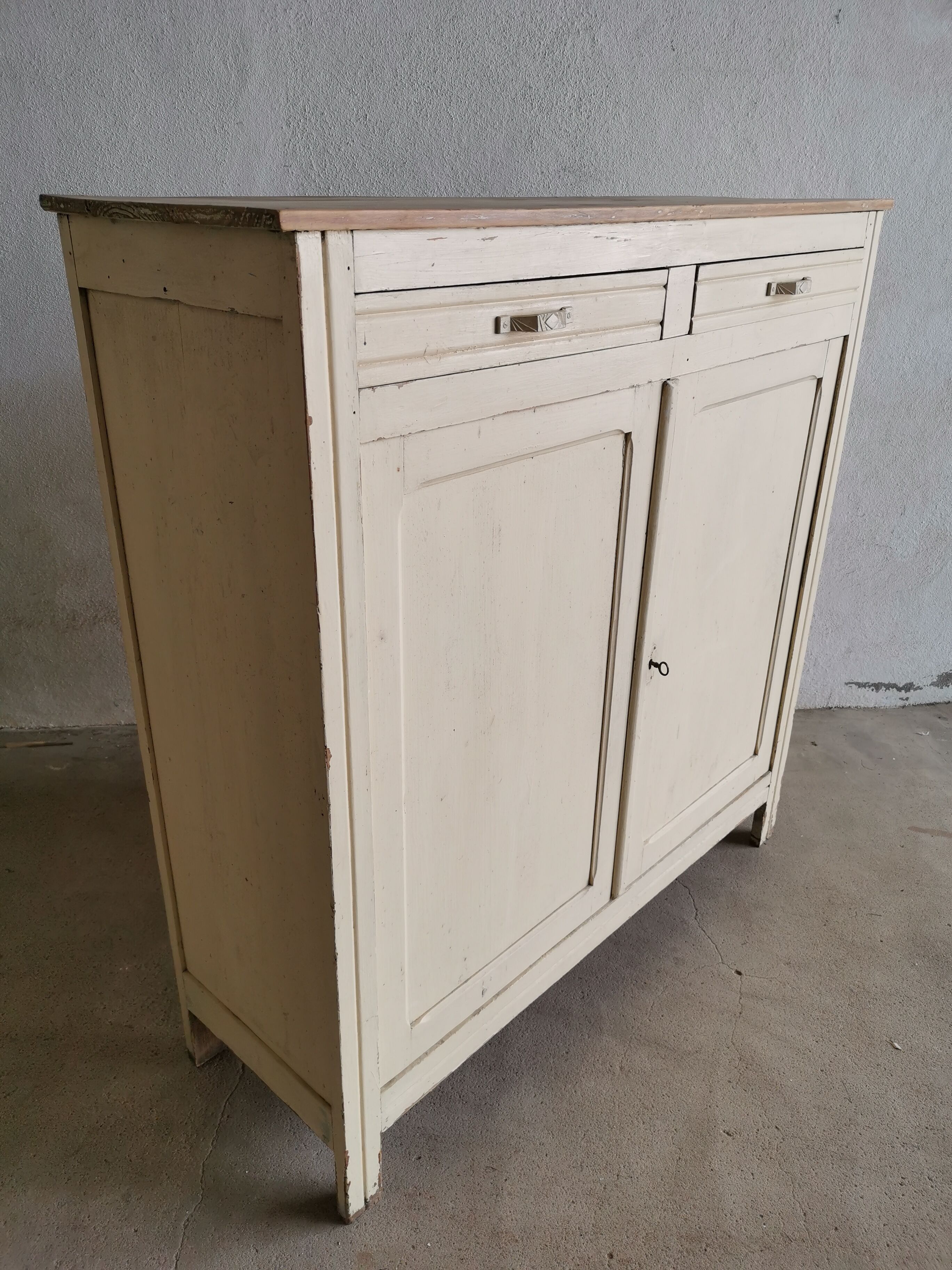 Grand buffet parisian style