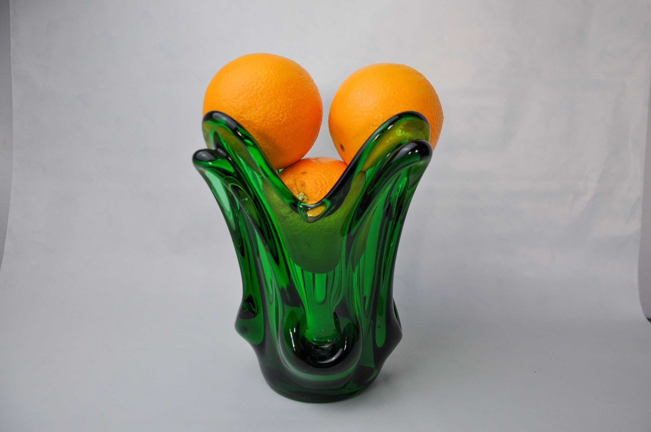 Seguso vase in green murano glass, Italy, 1960