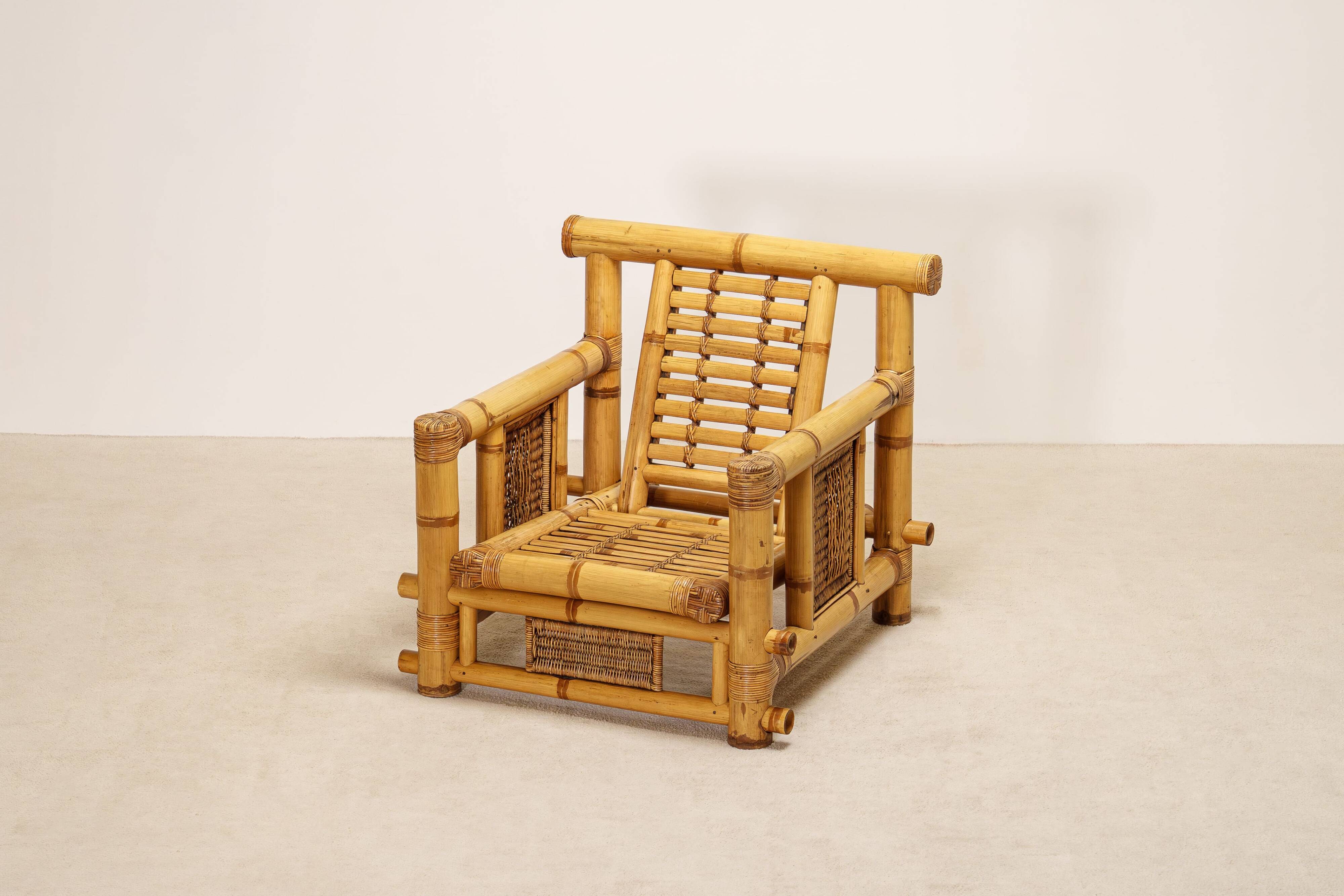Paire de fauteuils en bambou, coussins Pierre Frey, travail français, vers 1960-70