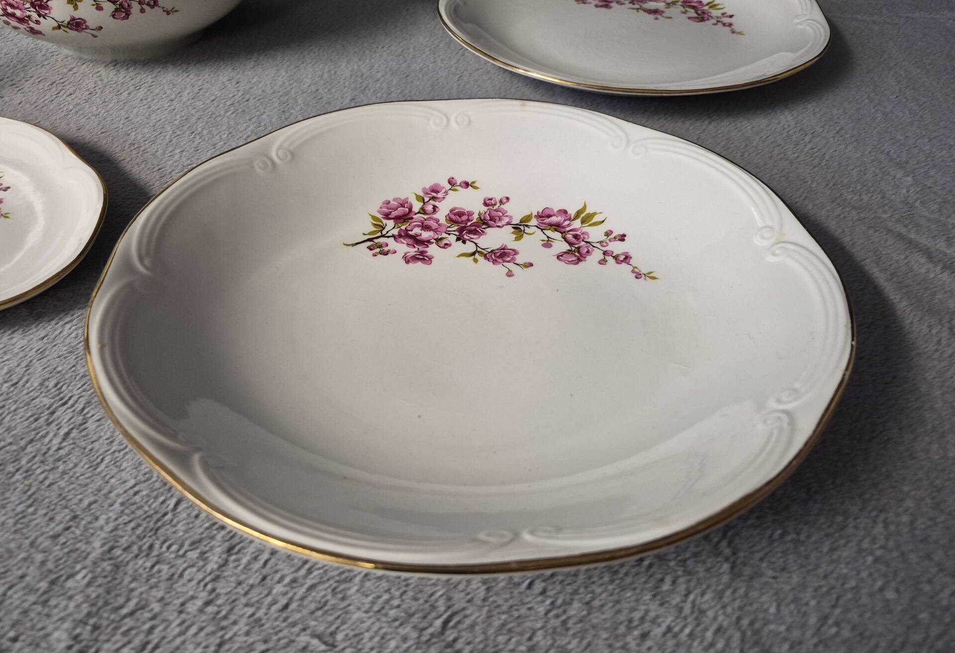 Gien France Peach Blossom dinnerware set