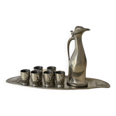 Carafe en forme de pingouin en étain poli conçue par Hugo Leven pour Kayserzinn
