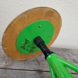 Screw stool
