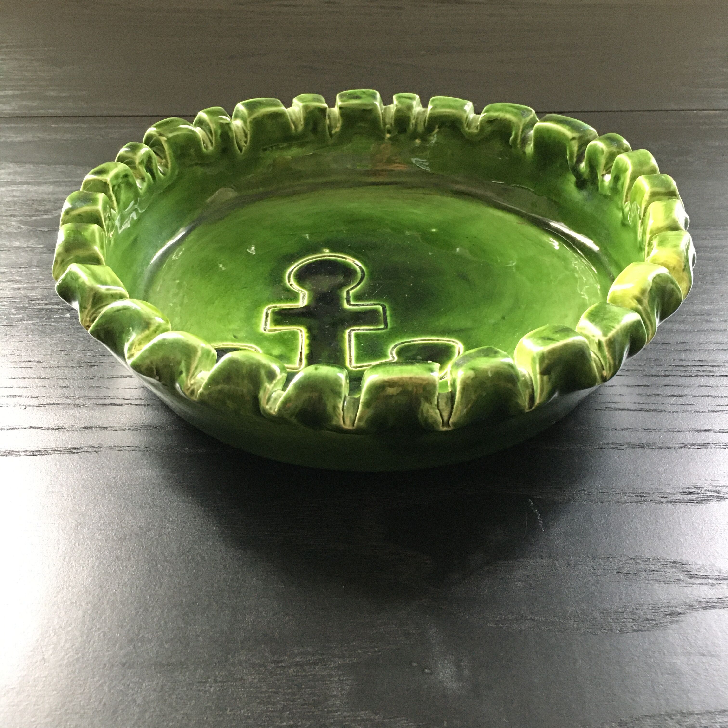 Plat creux décor ancre
