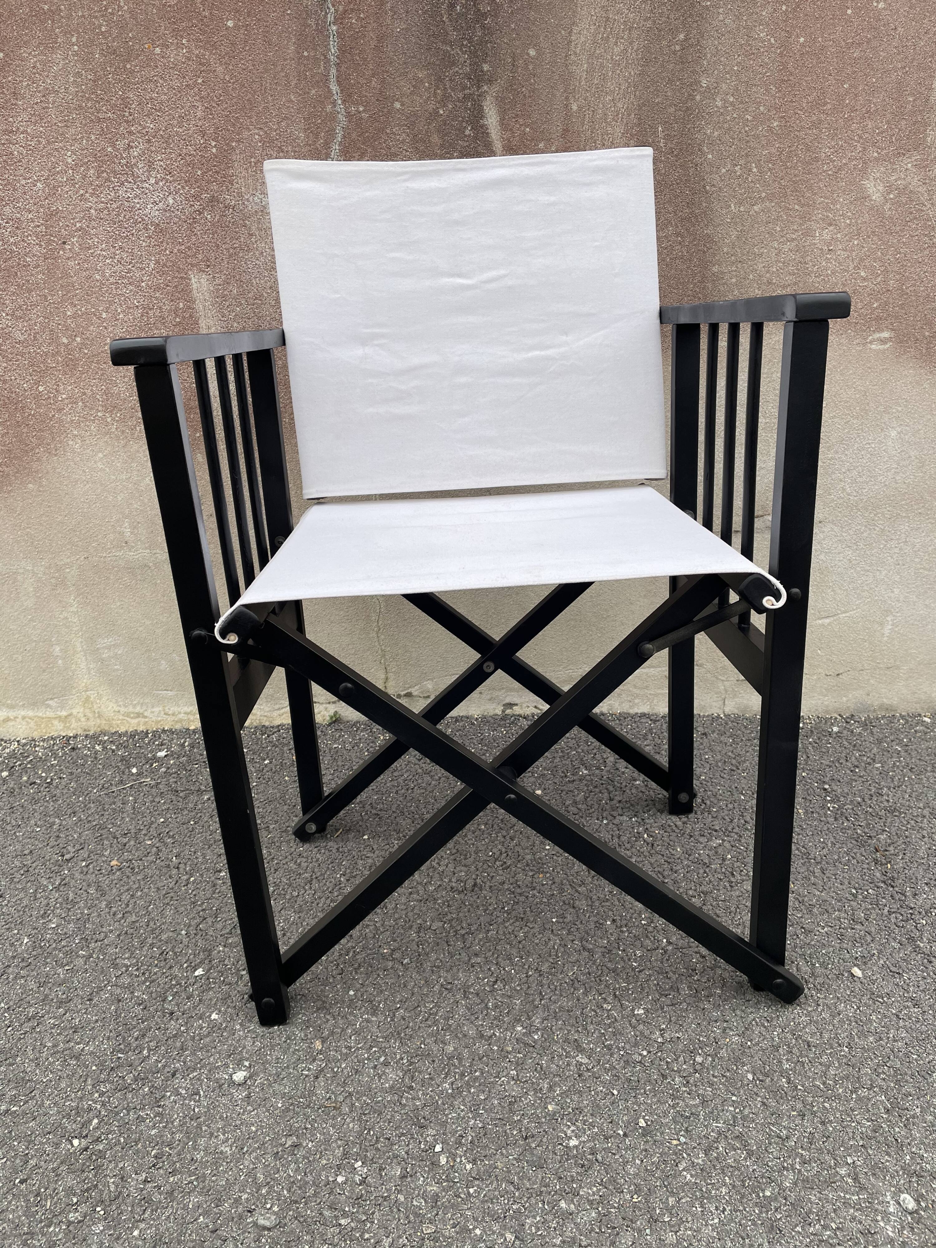 Foldable Steward's chair in wood painted black